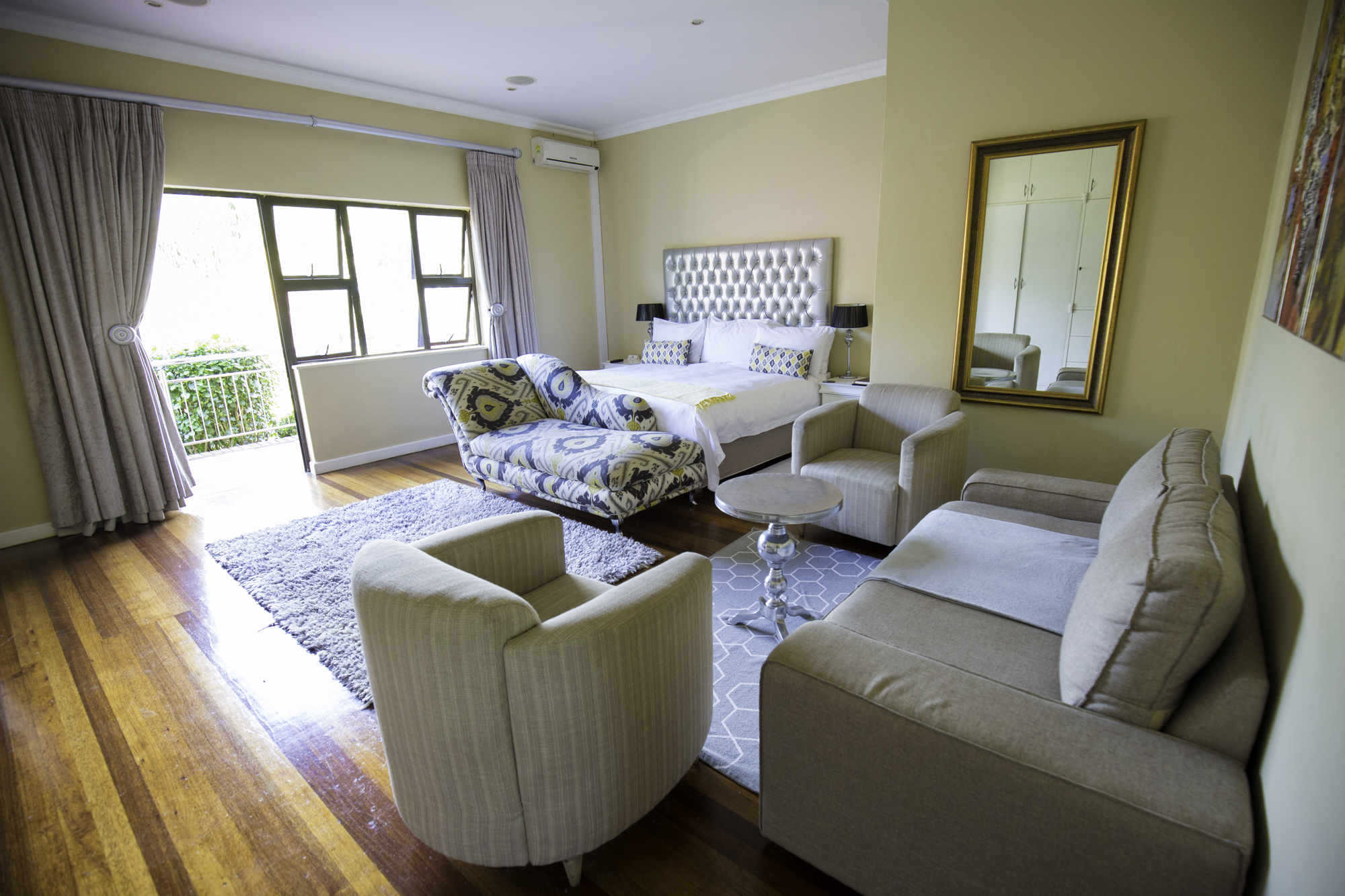 Luxury Suites